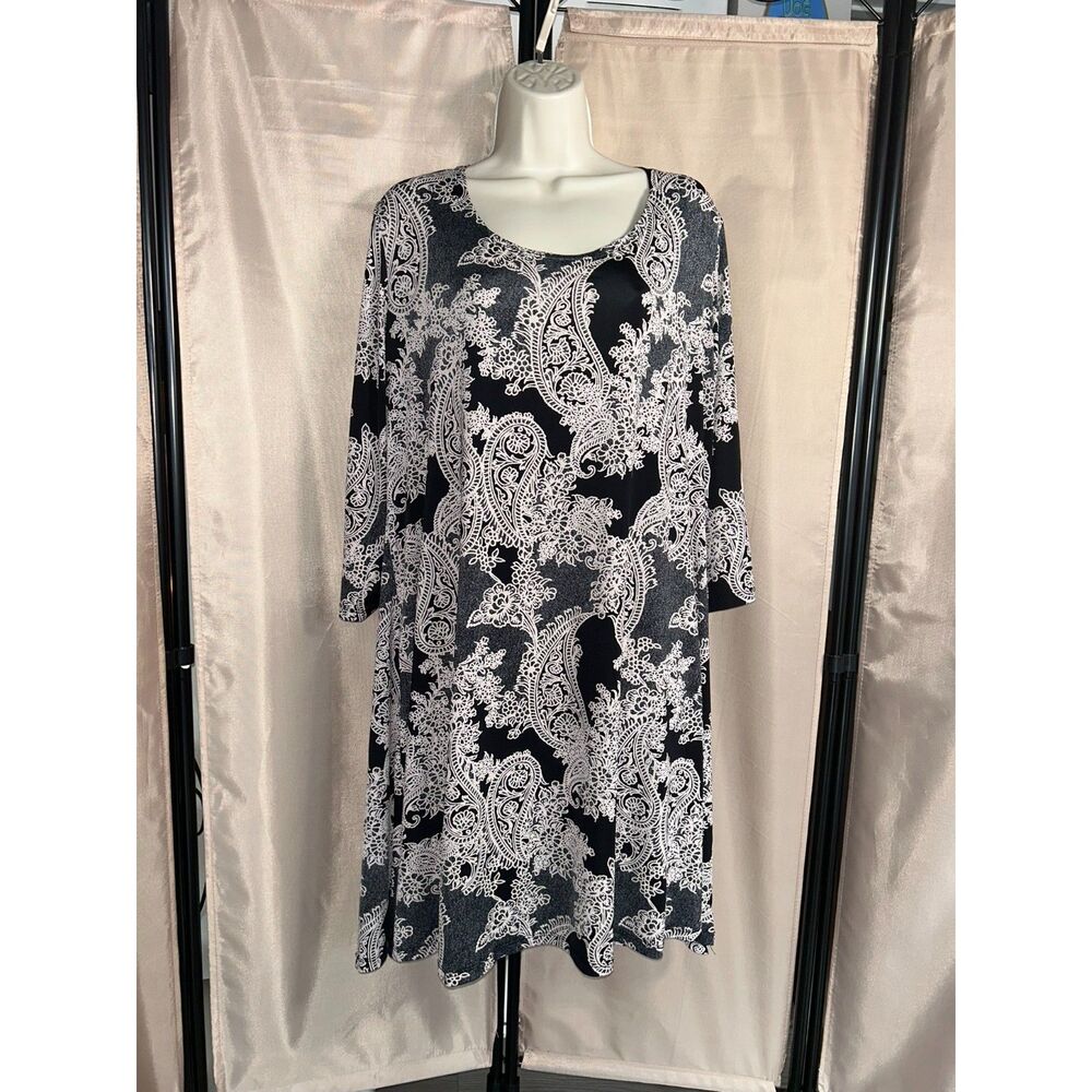Vasna Sz. XL Black White Paisley Shift Midi Dress 3/4 Sleeve Stretch